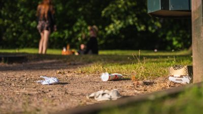 Nu börjar skräpplockandet